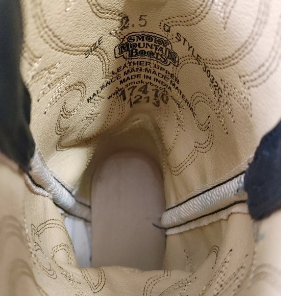 Smokey Mountain Black Leather Embroidered Cowboy Boots Kids Size 2.5 - Picture 10 of 10